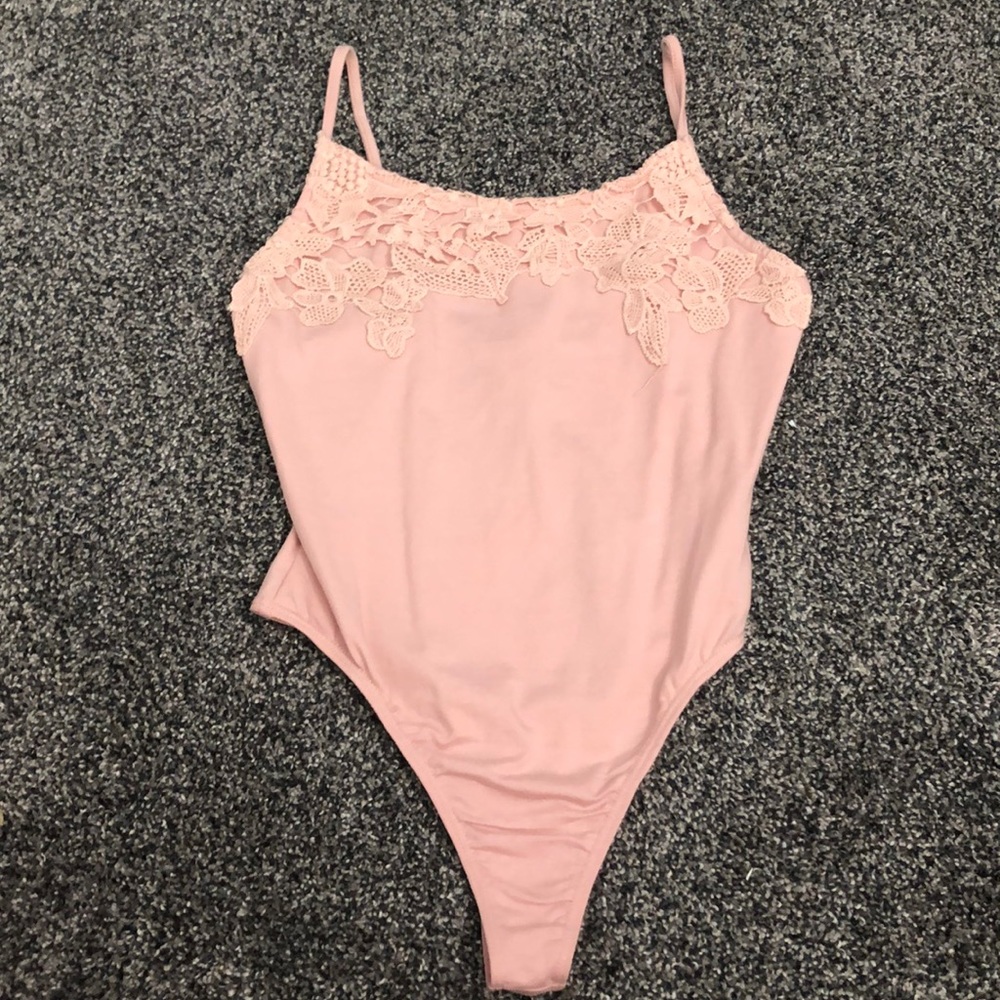Bodysuit w Lace